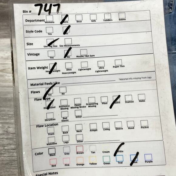 Levis 505 Mens 36x31 Regular Straight Fit Faded Distressed Denim Jeans Red Tab - Picture 8 of 11